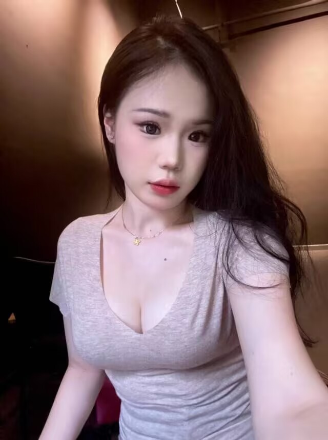 EB4CBC93933B1865D5063001BAF7CBD4.jpg